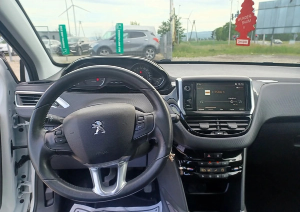 Peugeot 2008 cena 37900 przebieg: 74500, rok produkcji 2017 z Iłża małe 172